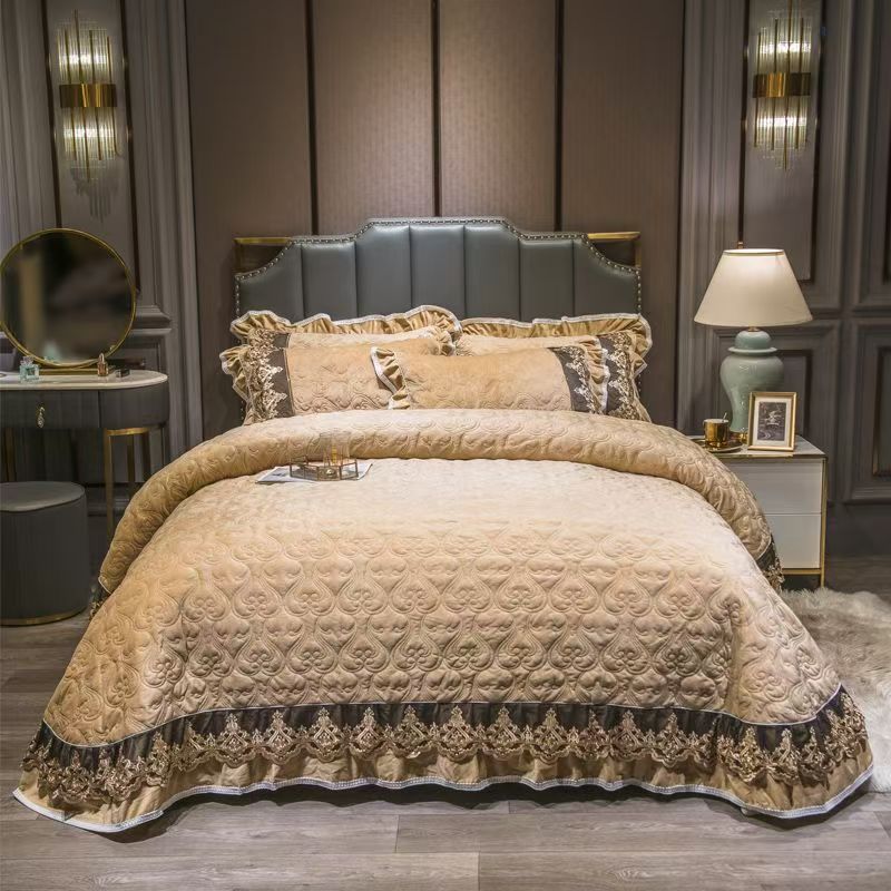 Embroidery Quilt Cover - Luxe Europese Kristal Fluwelen Gewatteerde Sprei