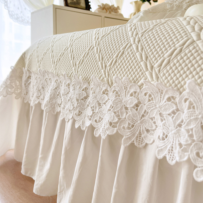 Luxe verkoelende spreienset me - Embroidery Quilt Cover recensie en prijs