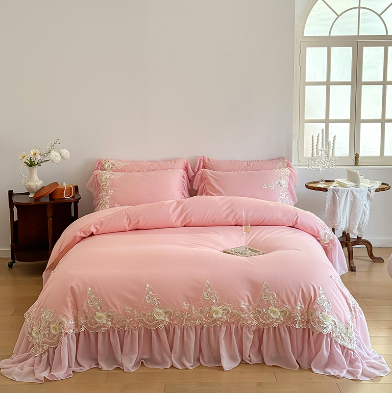 Elegant Kant Roos Borduurbedde - Embroidery Quilt Cover recensie en prijs