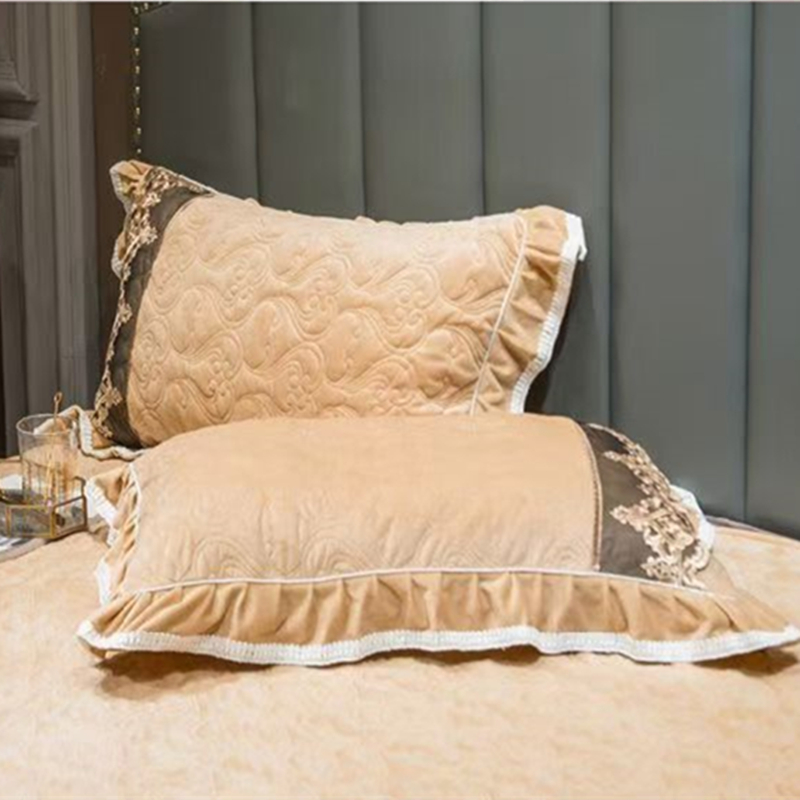 Luxe Europese Kristal Fluwelen - Embroidery Quilt Cover recensie en prijs
